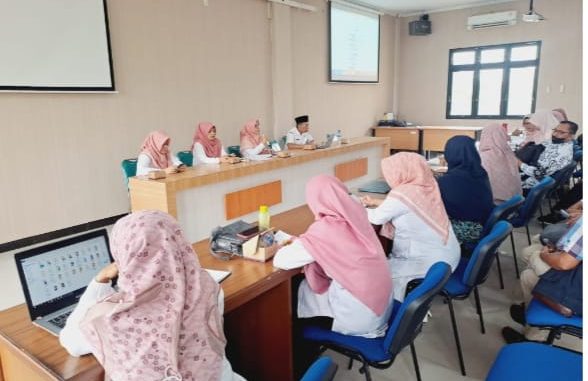 Dinas Pendidikan Kota Payakumbuh Berikan Pendampingan Pada TPK PAUD dan Kesetaraan Dalam Menyusun KD Mulok Pendidikan Anak Usia Dini