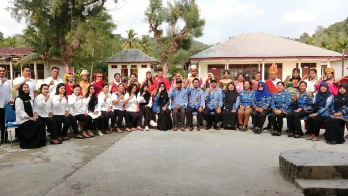 Upacara Peringatan Hari Sumpah Pemuda Digelar SMP Negeri 1 Sipora.