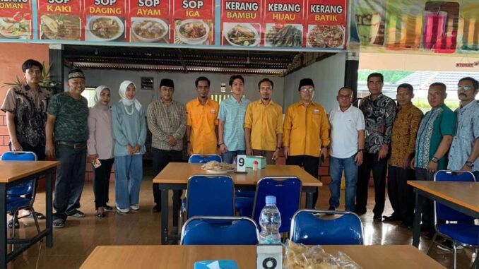 Zulhendri Chaniago sambangi Ponpes Darul Hikmah Dharmasraya.