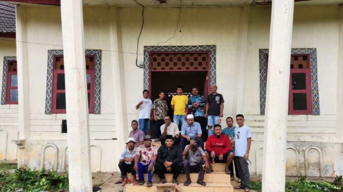 Dijadikan sebagai tempat lestarikan adat istiadat, cucu kemanakan dan para ninik mamak Tuanku Bosa Parit, gotong royong bersihkan Kantor KAN.