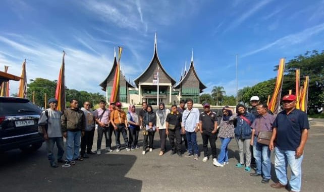 Pemko Bukittinggi boyong puluhan Jurnalistik melakukan Study Best Practice ke Diskominfotik Pekan Baru.