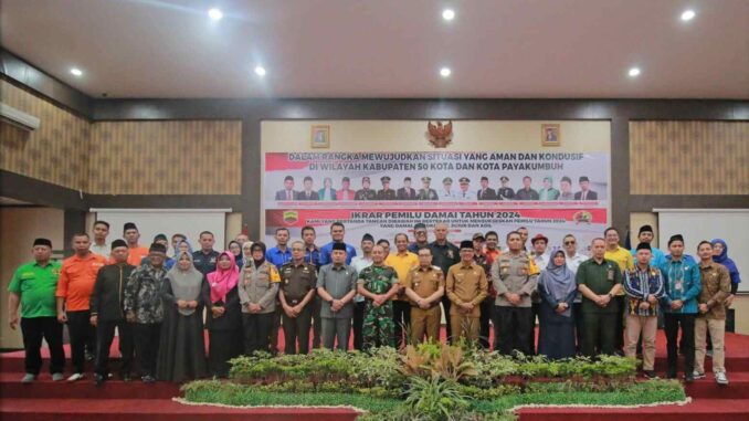 Pemko Payakumbuh bersama Forkopimda, tokoh masyarakat, penyelengara dan peserta pemilu gelar Ikrar Pemilu Damai Tahun 2024.