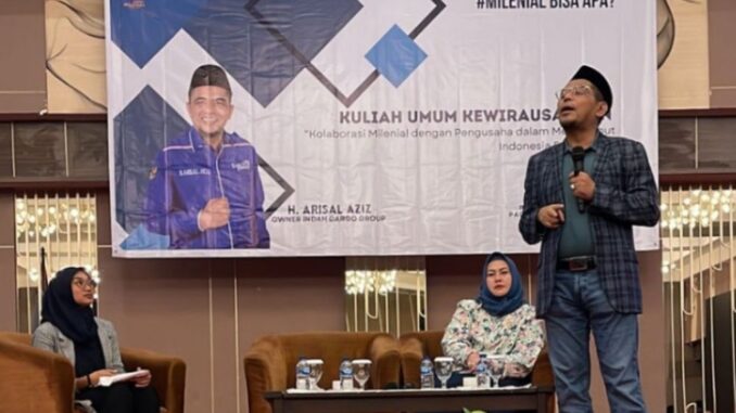 Seratusan milenial ikuti kuliah umum Kewirausahaan.