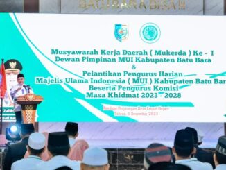 Bupati Zahir saat menghadiri pelantikan Dewan Pimpinan (DP) MUI Kabupaten Batu Bara 2023-2028.