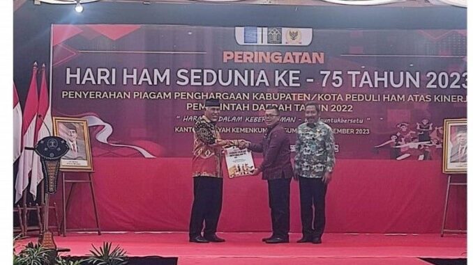 Kab. Tanah Datar Memperoleh Penghargaan Sebagai Kabupaten/Kota Peduli HAM Tahun 2022.