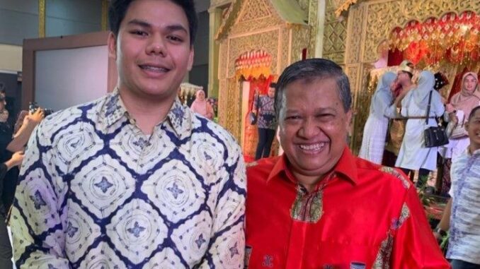 Adhiqhy Putera Imansyah Presiden ALSA Indonesia, bersama Dekan FHUK Unand DR. Ferdi, SH. MH.