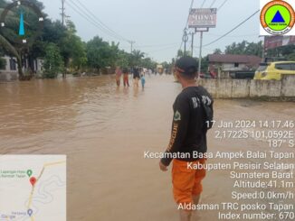 Hujan deras seharian, Pessel terendam banjir.