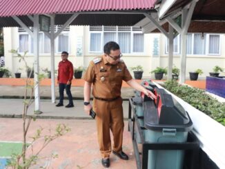 Pj.Wako Jasman saat kegiatan sidak.