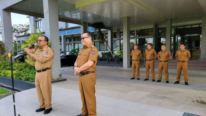 Zetriwardi S.Pd ikuti upacara terakhir sebagai ASN.