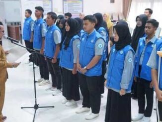 Pengukuhan pengurus Forum Anak Tanah Datar periode 2023-2025.