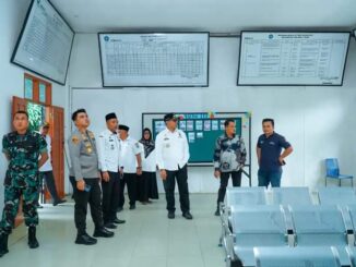 Pj Bupati Batu Bara Nizhamul lakukan kunjungan dan meninjau langsung kesiapan dalam menghadapi pesta demokrasi Tahun 2024.