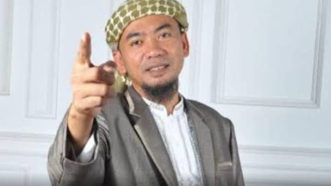 Khatib Buya Jel Fathullah.