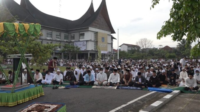 Pemko Payakumbuh akan gelar Shalat Eid di Halaman Balaikota.