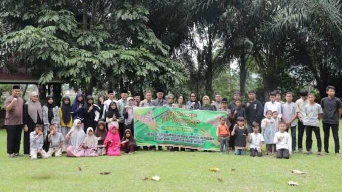 Santunan IJP ke 30 orang anak yatim-piatu di Payakumbuh.