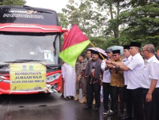 204 JCH Kota Payakumbuh bertolak ke Embarkasi Padang.