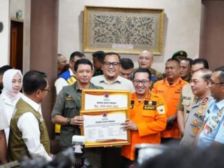 Bupati Eka Putra bersama Kepala BNPB Letjen TNI Suharyanto, S. Sos, M. M..
