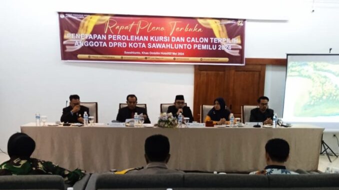 Formasi lengkap Komisioner KPU Kota Sawahlunto.