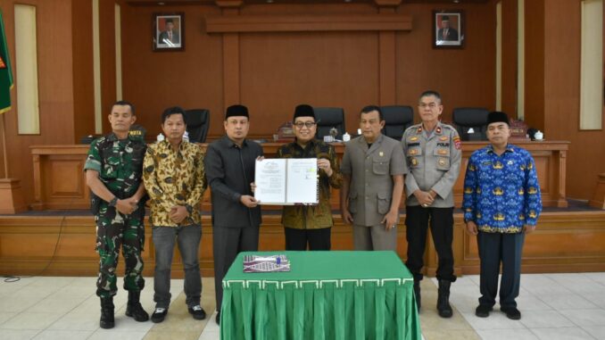 PJ Wako hadiri rapat paripurna DPRD Kota Payakumbuh.
