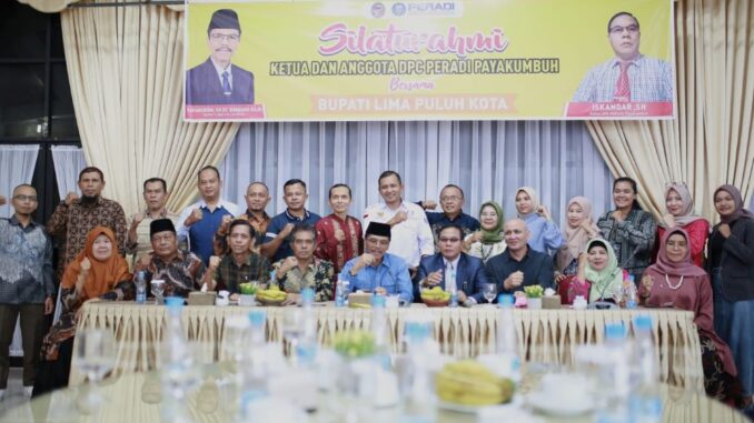 Silaturrahmi Bupati Safaruddin dengan Peradi Payakumbuh.