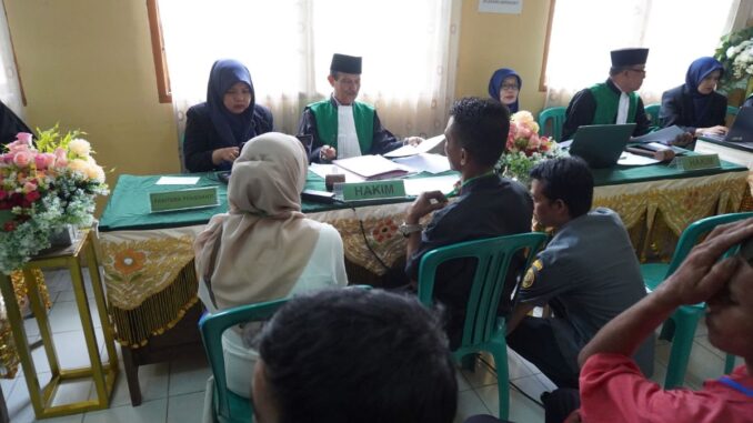 Tercatat 5.800 pasangan di Limapuluh Kota belum memiliki buku nikah.