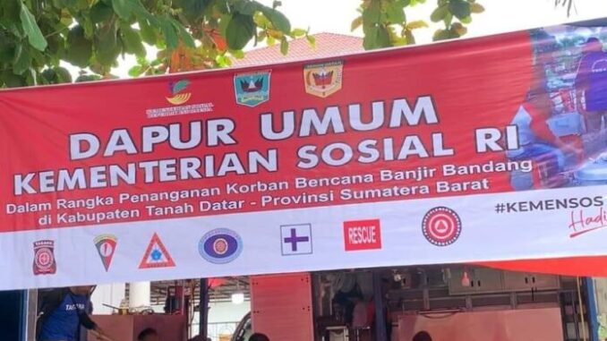 Dapur umum Kemensos RI.