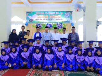 Khatam Al Qur'an di Nagari Jambak yang dihadiri Bupati Pasaman Sabar AS.