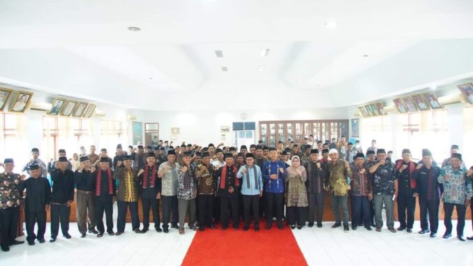 Pembukaan pelatihan peningkatan kapasitas ninik mamak se-Tanah Datar.