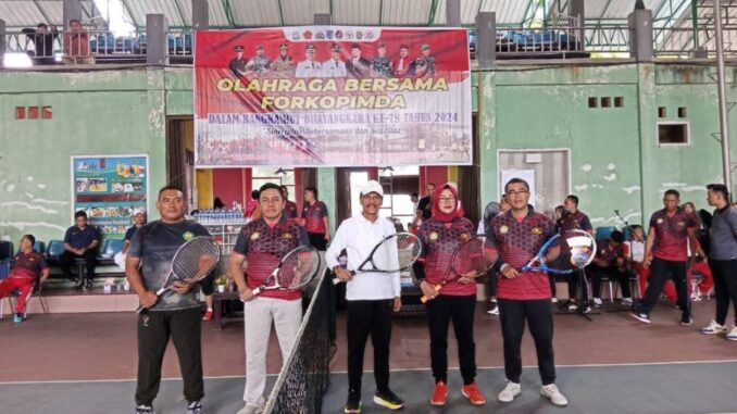 Tournament tenis lapangan Kapolres Payakumbuh Cup.