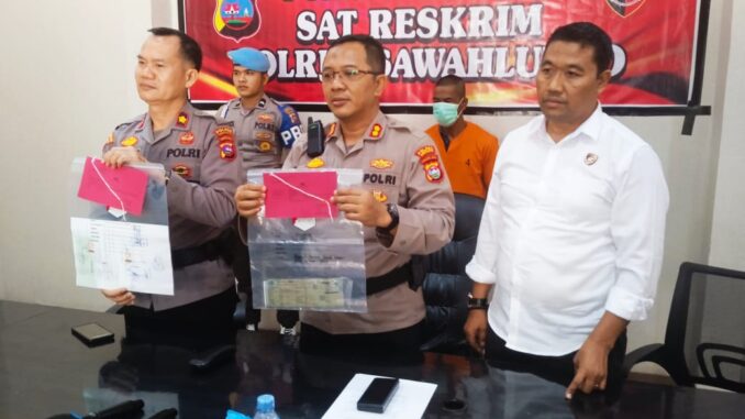 Kabag Ops KOMPOL Riswan Lukpi, SH.,MH., Kapolres Sawahlunto AKBP Purwanto Hari Subekti, S.Sos, Kasat Reskrim AKP Syafrinaldi, SH.