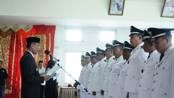 Pengukuhan perpanjangan masa jabatan 71 Wali Nagari di Limapuluh Kota.