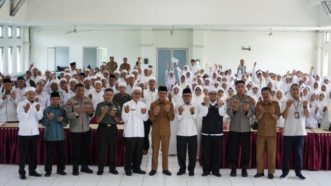 Penyambutan jemaah haji Kabupaten Limapuluh Kota 1445 H di Aula kantor Bupati.