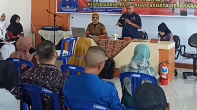 Sosialisasi penyuluhan pencegahan bahaya kebakaran yang digelar Damkar Kota Bukittinggi.