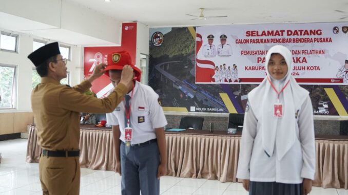 Bupati Safaruddin membuka Pemusatan Latihan Paskibraka 2024 Limapuluh Kota.