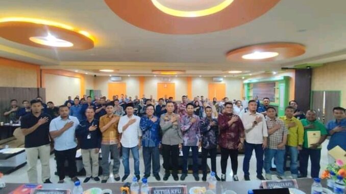 KPU Pesisir Selatan menetapkan DPS Pilkada Tahun 2024 sebanyak 378.151 pemilih.
