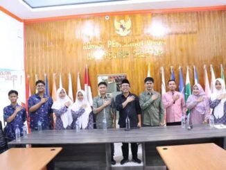 Kunjungan siswa SMAN 3 Painan ke KPUD Pessel.