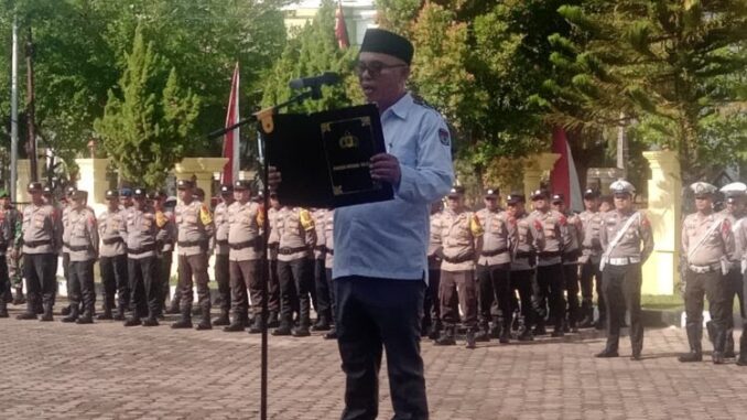 Pembacaan Deklarasi Pemilu Damai 2024 oleh KPUD Pessel.