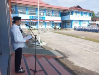 Wako Erman Safar menjadi pembina upacara di sekolah Xaverius.