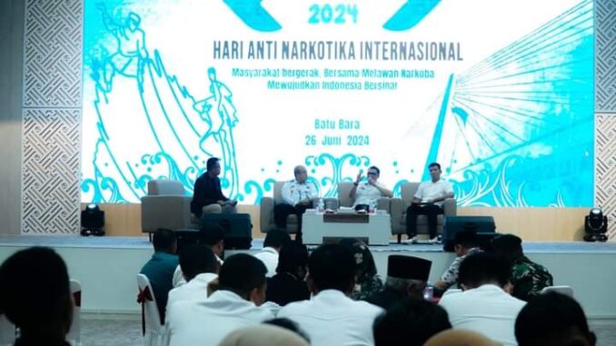 Badan Narkotika Nasional (BNN) Kabupaten Batu Bara menggelar acara informasi dan edukasi melalui Kampanye/Pagelaran Seni yang digelar di Aula Kantor Bupati Batu Bara.