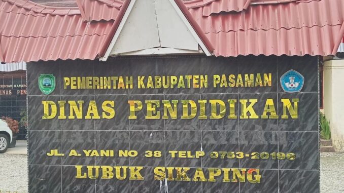 Oknum Dinas Pendidikan Pasaman kumpulkan UPETI untuk pimpinan.