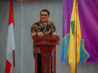 Penjabat Bupati Batu Bara Heri Wahyudi Marpaung, S. STP, M.AP saat menghadiri Dialog Publik dan Pelantikan Pengurus Ikatan Keluarga Labuhan Batu Raya (IKLAB) periode 2024 - 2028.