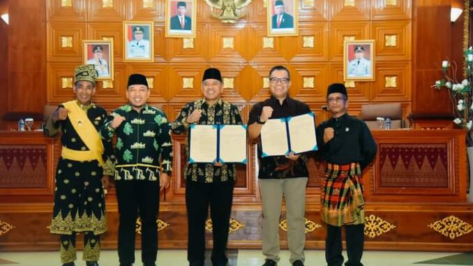 Pemkab Batu Bara melakukan Penandatangan MoU dengan Pemerintah Kabupaten Siak.