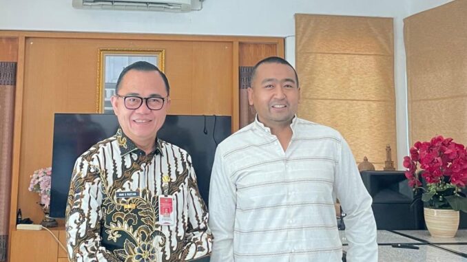 Pjs Wako Bukittinggi bersama Wakil Gubernur Audy Joinaldy.