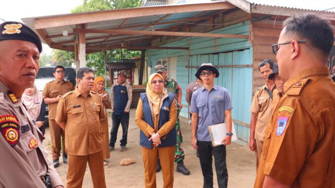 Delapan bangunan tanpa izin disegel Pemko Payakumbuh.