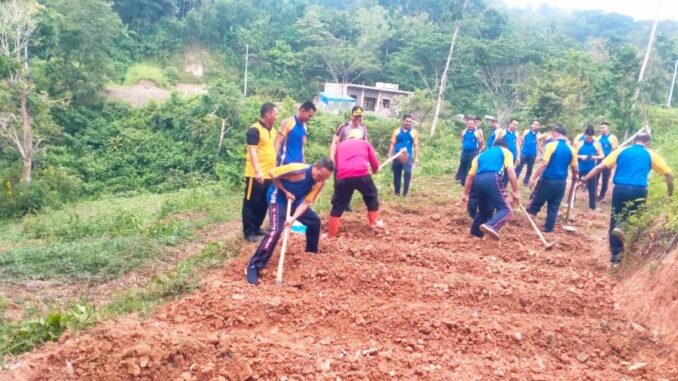 Kapolres Sawahlunto AKBP Purwanto Hari Subekti, S.Sos manfaatkan Lahan Kosong dibelakang Kantor Polres.
