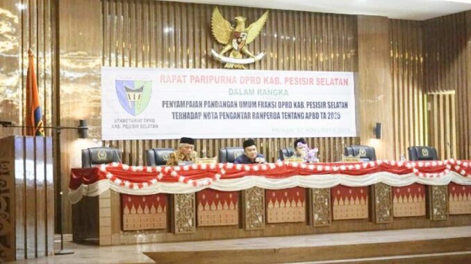 Ketua Fraksi PAN DPRD Pessel, meminta Pemda menyelesaikan Perbup CSR.