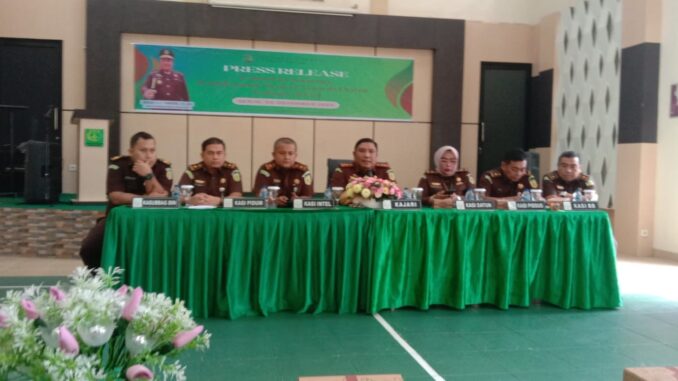 Diawal tahun 2025 Kejari Batusangkar akan membongkar kasus dugaan penyalahgunaan wewenang dan korupsi di Tanah Datar.