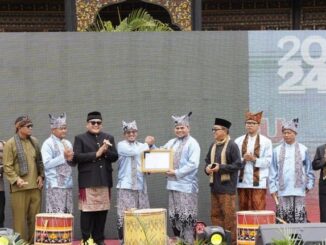 Festival Budaya Minangkabau Tahun 2024 dibuka oleh Menteri Parawisata yang diwakili Direktur PSDM dan Ekonomi Kreatif.