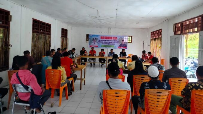 Pemdes Goiso'oinan dan BPD menggelar Musdes Penyusunan RKPDes Ta. 2025.
