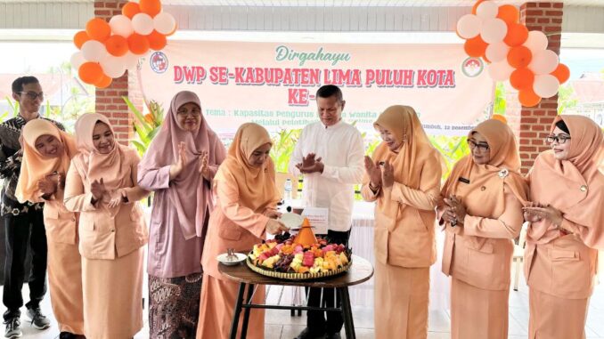 Penyelenggaraan HUT DWP Limapuluh Kota Ke-25.