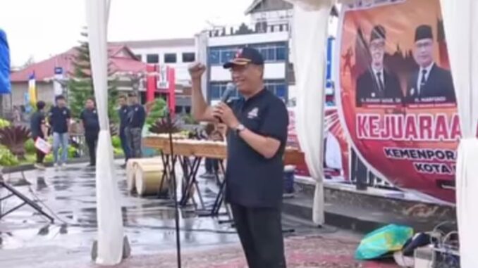 Wawako Bukittinggi membuka Kejuaraan Tarkam Tahun 2024.